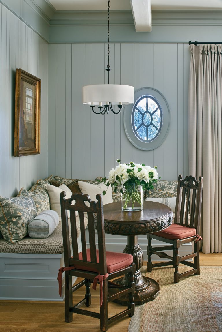 Cherry Hills Village home banquette